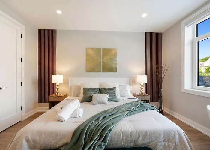 Welcoming Month Long 2bd 2ba With Parking Апартаменты Чикаго